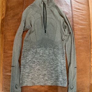 lululemon athletica Gray Long Sleeve Top